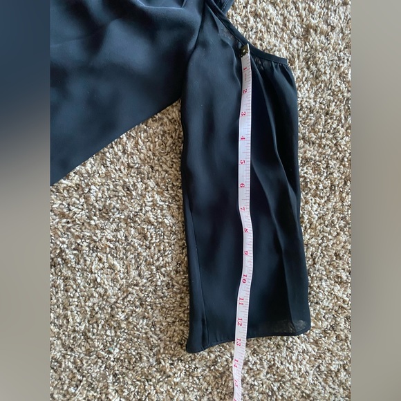 Michael Kors Hanging Sleeve Black Embroidered Sheer Blouse Size Medium - Picture 10 of 11